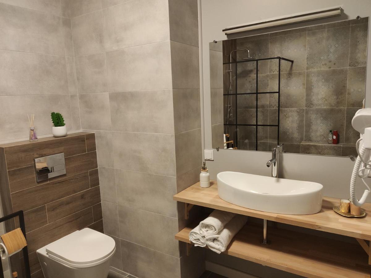 Apartament Milionova Daire Łódź Dış mekan fotoğraf