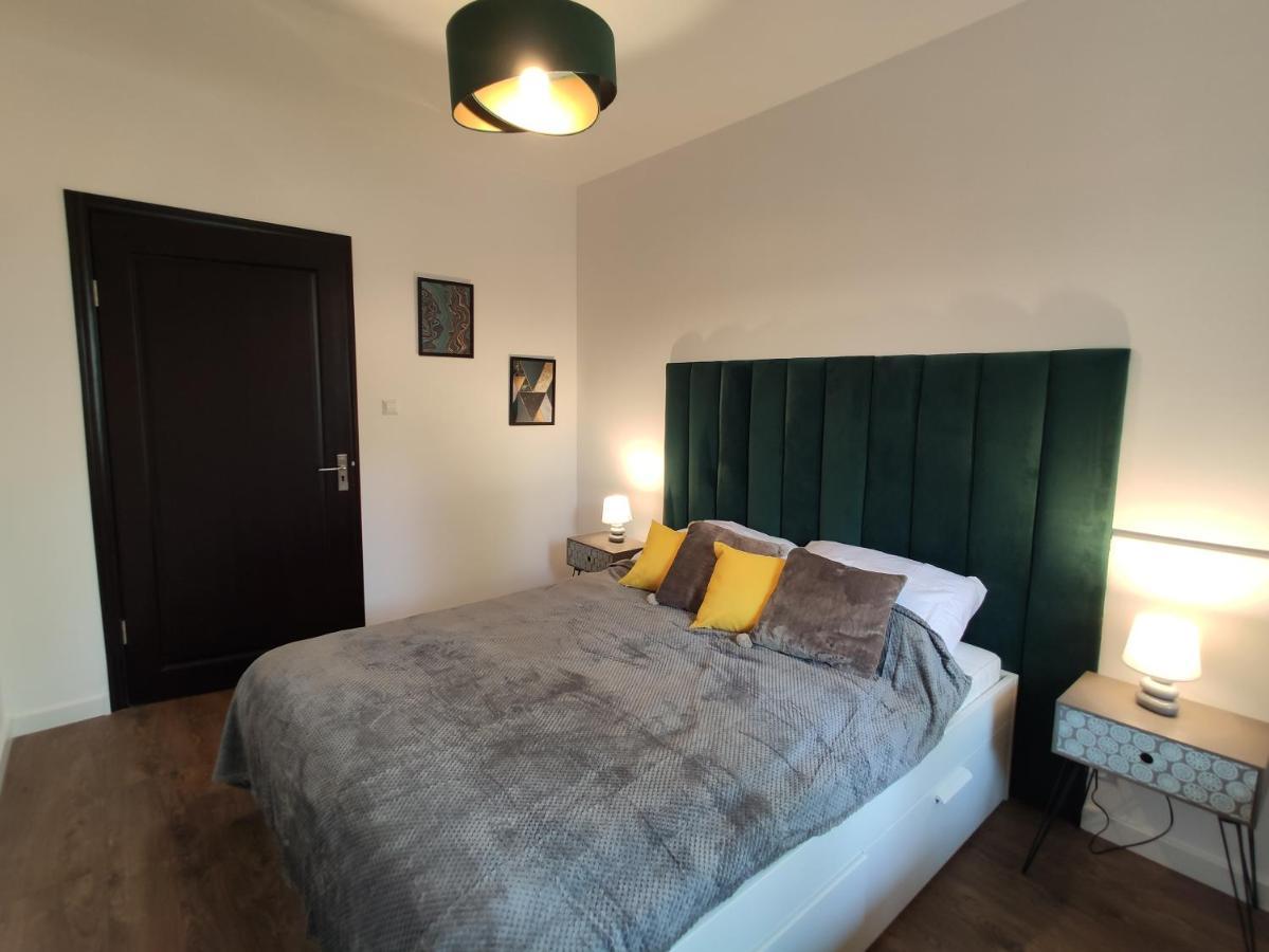 Apartament Milionova Daire Łódź Dış mekan fotoğraf